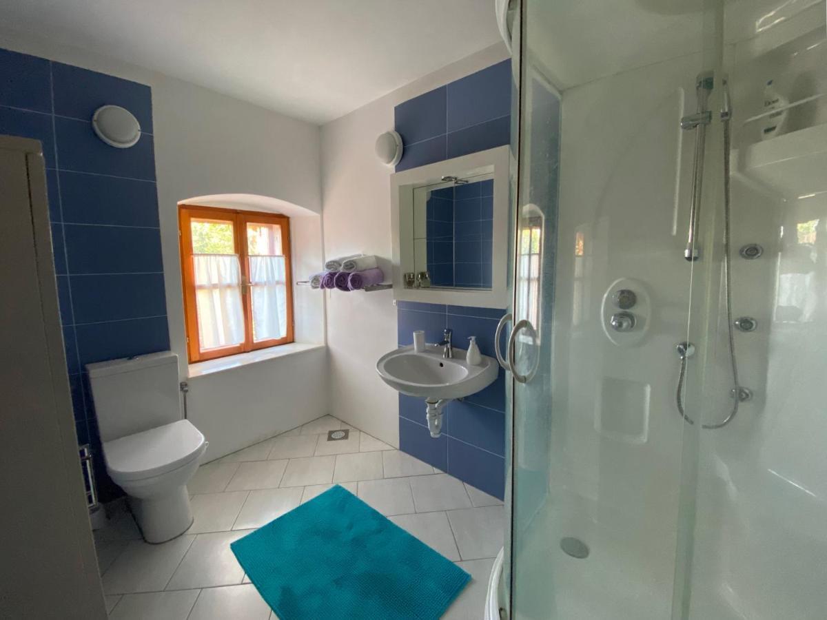Holiday Home Hauser Vrbanj エクステリア 写真