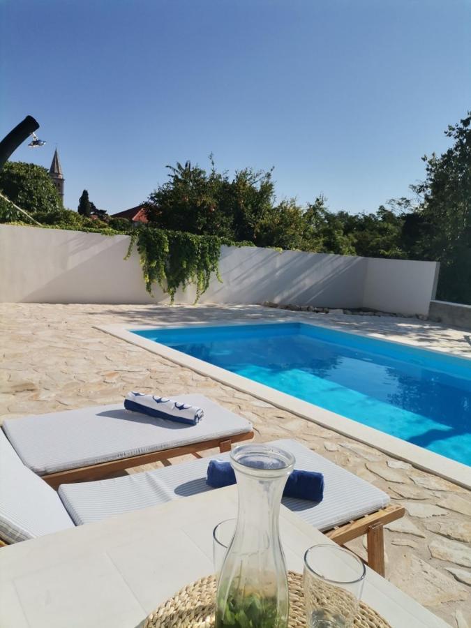 Holiday Home Hauser Vrbanj エクステリア 写真